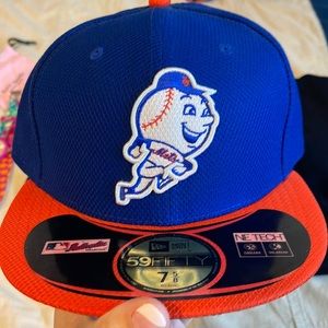 New Era Fitted 59Fiftt NE Tech NY Mets Mr Met Cap